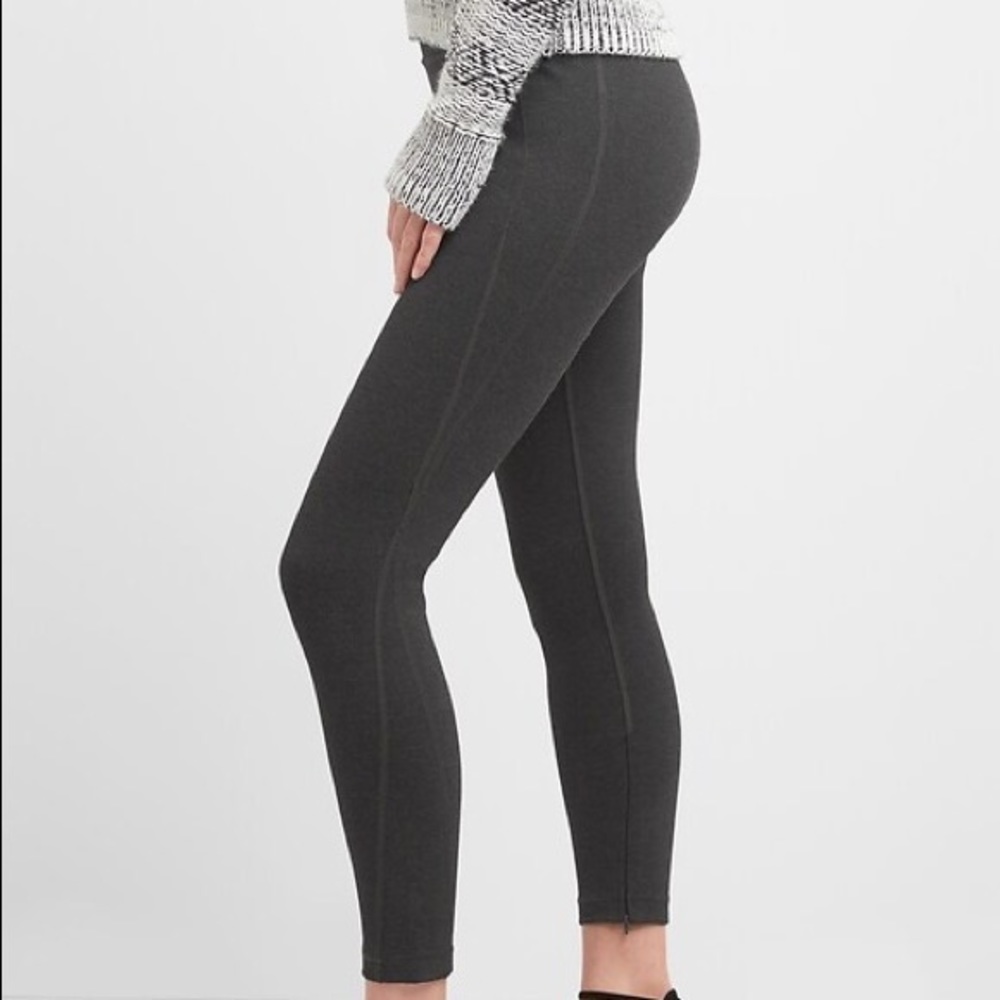 Gap scuplt ponte leggings with ankle zippers